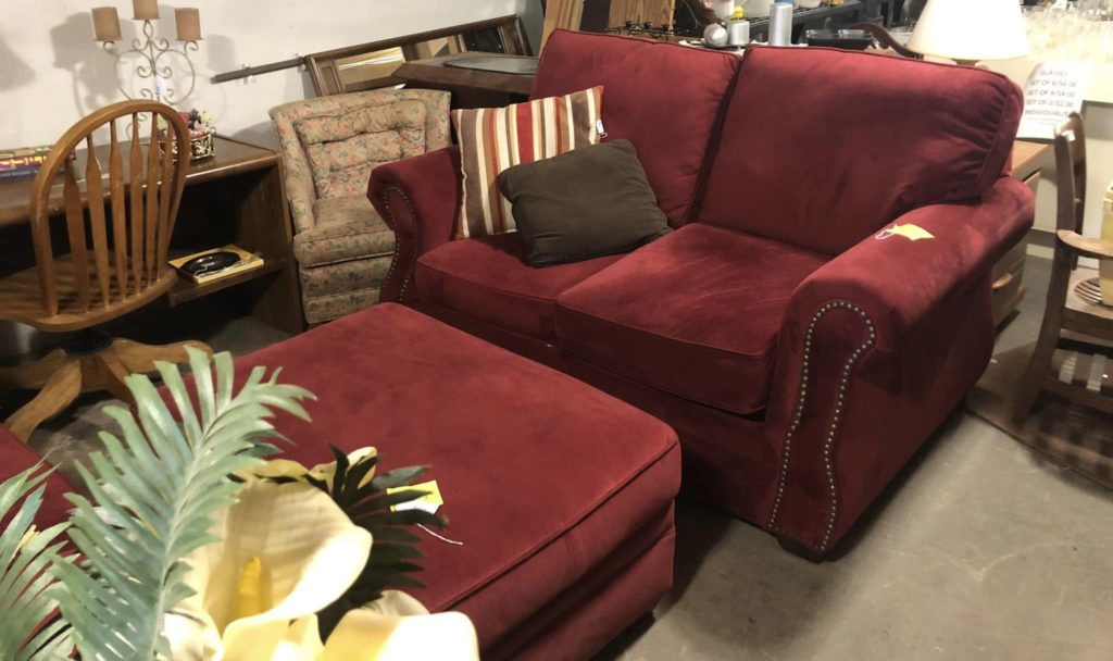 Love seat set with ottoman